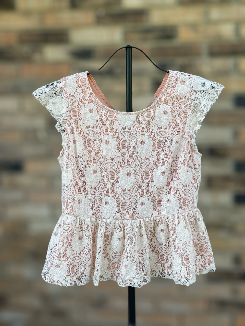Maeve Anthropologie Large Ivory Floral Lace Blush Peplum Top